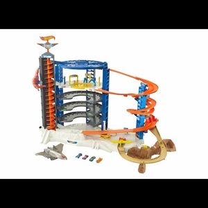 Hot Wheels Super Ultimate Garage